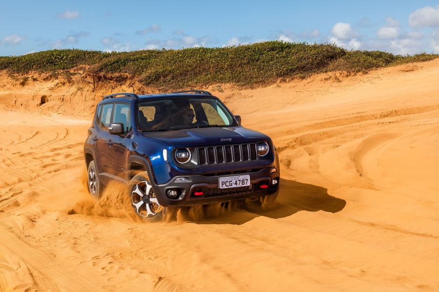  Jeep Renegade Trailhawk (BU) 2018 года  (LA) (фото 3 из 21)